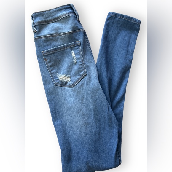 Fashion Nova Jeans - Picture 5 of 6